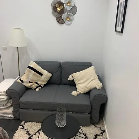 - 18 Apartamento *