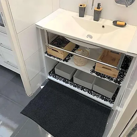 Apartman - 18 *