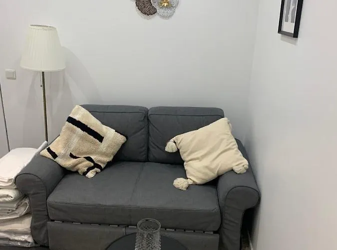 - 18 Apartamento *